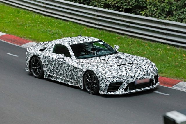 렉서스 LFR 테스트카 (출처=Autoevolution)