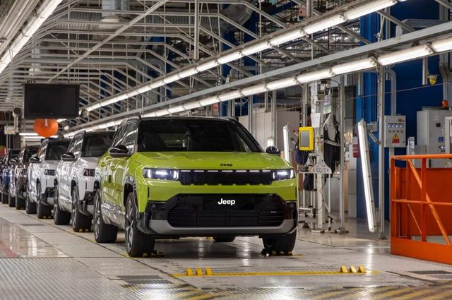 지프 3세대 컴패스, 이탈리아 멜피 공장 생산 개시