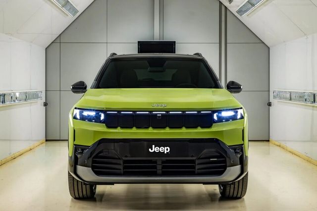 지프 3세대 컴패스, 이탈리아 멜피 공장 생산 개시