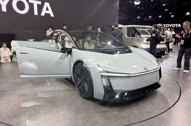 토요타 코롤라 EV