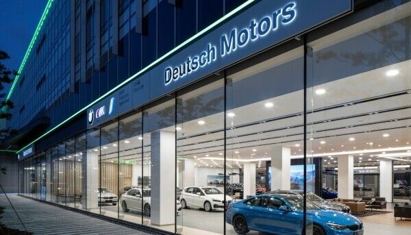 도이치오토그룹이 지난 2년 간 람보르기니와 애스턴마틴, 맥라렌 등 수퍼카와 BYD 등 수입차 전시장 15개를 신규 또는 재오픈했다.