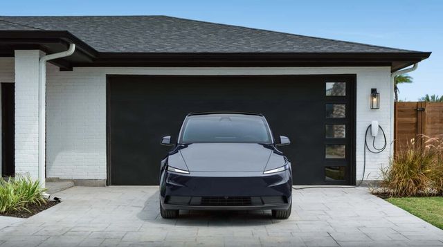 테슬라 모델 Y 스탠다드