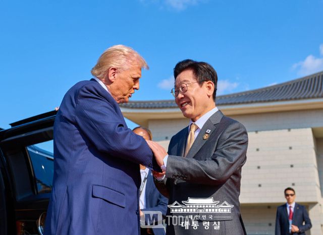 대통령실은 14일 지난달 도널드 트럼프 미국 대통령과 이재명 대한민국 대통령 간의 정상회담에 대한 공동 사실 발표의 팩트시트를 확정, 발표했다.(사진 출처: 대통령실)