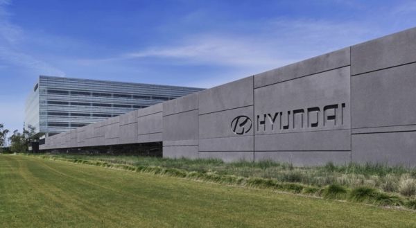 미국의 한 비영리 단체가 캘리포니아주에서 현대자동차 차량 판매를 금지하는 소송을 제기했다.