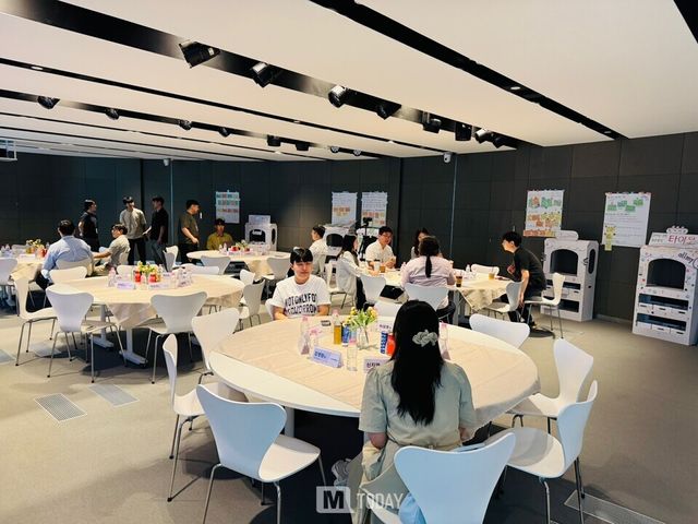 본사 테크노플렉스에서 진행된 한국앤컴퍼니그룹 주니어보드 4기 워크샵 활동 모습 (출처=한국앤컴퍼니그룹)