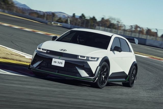 사진 :&nbsp;DK 에디션 리미티드 패키지를 장착한 아이오닉 5 N