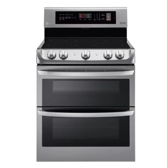 LG전자 가 화재 우려로 전기 레인지 50만대에 대해 리콜을 진행한다.