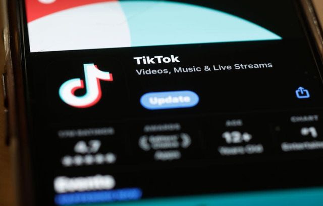 일론 머스크(Elon Musk)가 중국 소셜 미디어 플랫폼 틱톡(TikTok)의 미국 사업을 인수하는 데 관심이 없다고 표명했다.