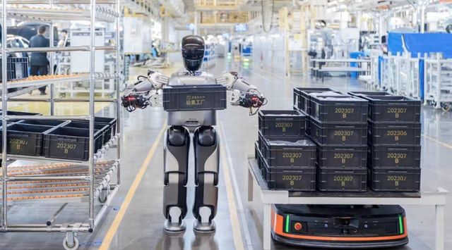 배터리제조업체들이 휴머노이드용 배터리 사업에&nbsp; 본격적으로 뛰어들고 있다.