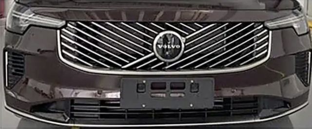 볼보 'S90 2차 페이스리프트'