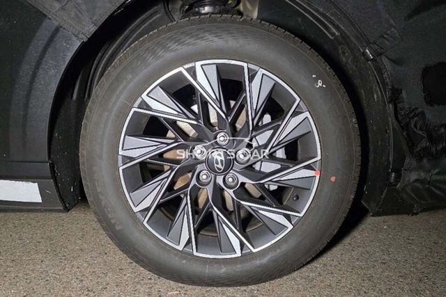 현대차 '그랜저 페이스리프트' 테스트카 (출처 : 숏카)