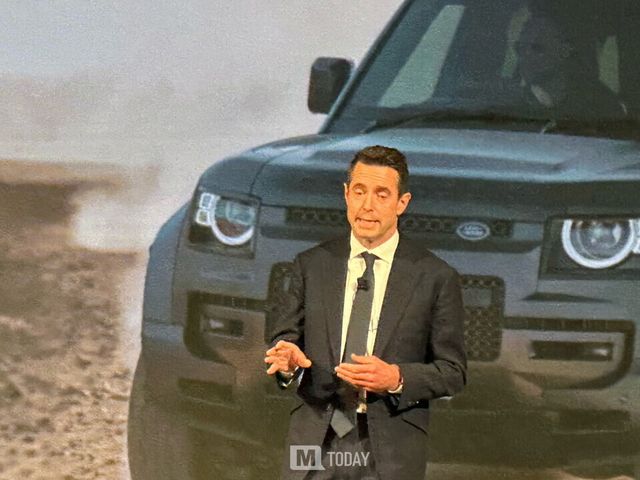 JLR 코리아 로빈 콜건 대표