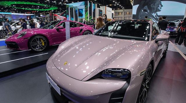 포르쉐의&nbsp; 주력인 중국시장이&nbsp; 붕괴되면서 1분기 이익이 40% 이상 급락했다.