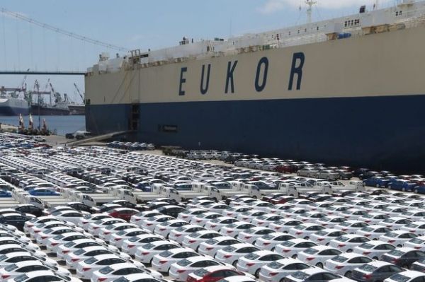 정부가 트럼프 행정부의 상호 관세 25% 부과에 대응, 긴급 대책을 내놨다.