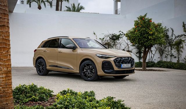 아우디코리아가 1일 중형 SUV 더 뉴 아우디 Q5의 국내 공식 출시를 앞두고 사전 계약을 실시한다고 밝혔다.