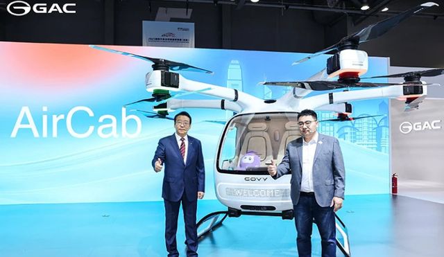 중국 자동차업체 GAC가 양산형 플라잉카를 세계 최초로 시연했다.
