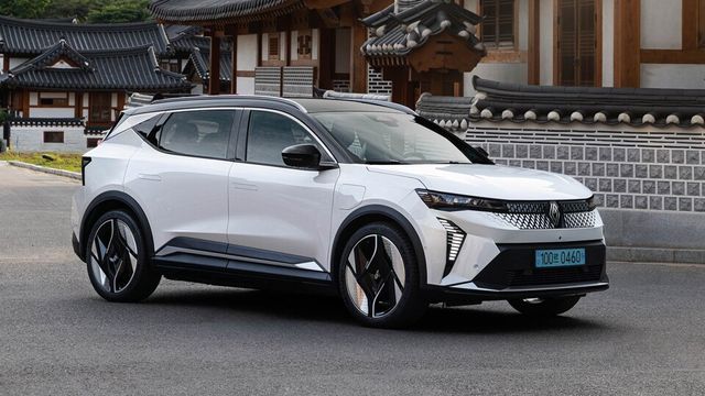 사진 : 르노 세닉 E-Tech 일렉트릭