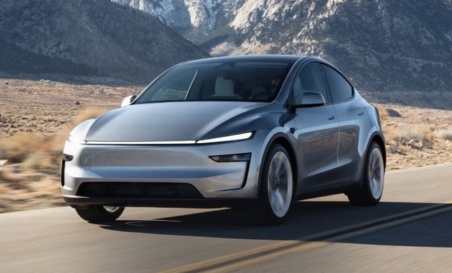 사진 : 테슬라 모델 Y 주니퍼