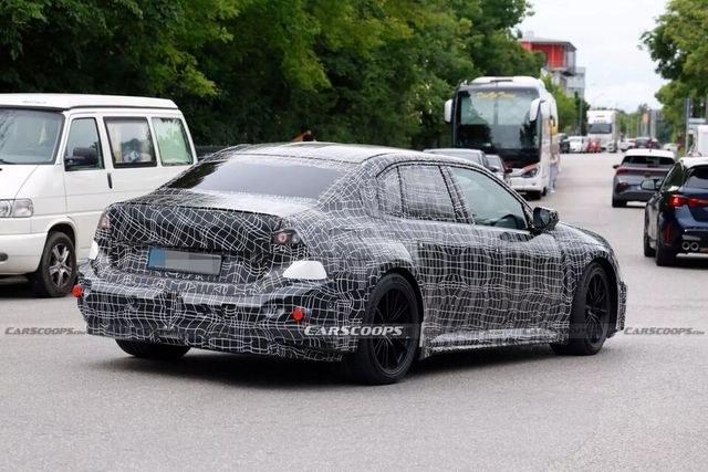 사진 : BMW iM3 테스트카 (출처=Carscoops)