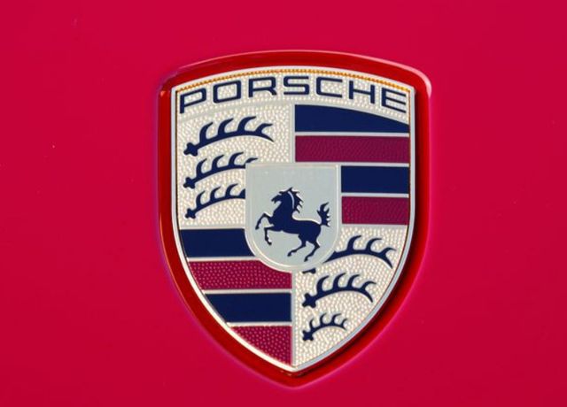 일 포르쉐가 자금확보를 위해 미래 먹거리사업으로 키워 온 'MHP' 사업부 매각을 검토하고 있다.