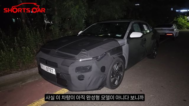 현대차 '아반떼 풀체인지' 실내 (출처 : 숏카)