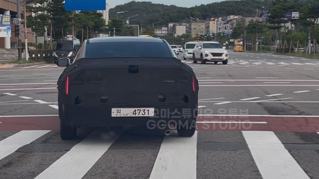 현대차 '아반떼 풀체인지' (출처 : 꼬꼬마스튜디오)