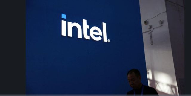 미국 정부가 아직 지급되지 않은 반도체 보조금을 투자금으로 전환, 결국 인텔 지분 10%를 가져 간다.