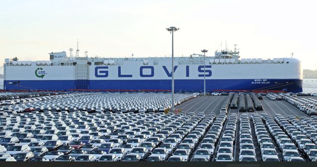 현대글로비스가 영국 브랜드 가치 컨설팅 기관인 ‘브랜드 파이낸스’가 최근 발표한 ‘로지스틱스 25 2025' 보고서에서 30억 달러(약 4조1,715억 원)의 브랜드 가치를 인정받아 세계 물류 브랜드 상위 25개 기업 중 중 21위를 기록했다.