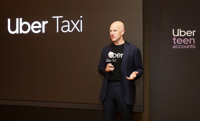 도미닉 테일러(Dominic Taylor) 우버 모빌리티 아태지역 총괄 대표가 우버 택시 기자간담회에서 환영사를 하고 있다.