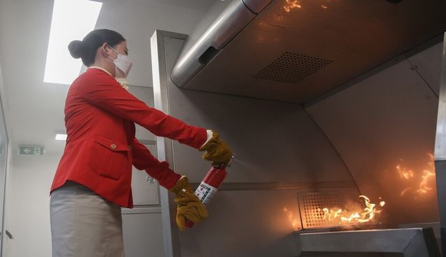 보조배터리 안전을 위한 승무원 훈련 강화(자료:국토교통부)