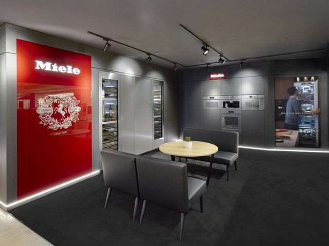 프리미엄 체험형 공간으로 새롭게 리뉴얼된 밀레 롯데백화점 인천점 매장의 ‘프리미엄 존’