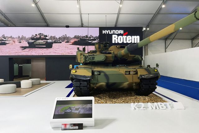 [참고이미지] 현대로템 KADEX 전시관, 성능개량형 K2 전차