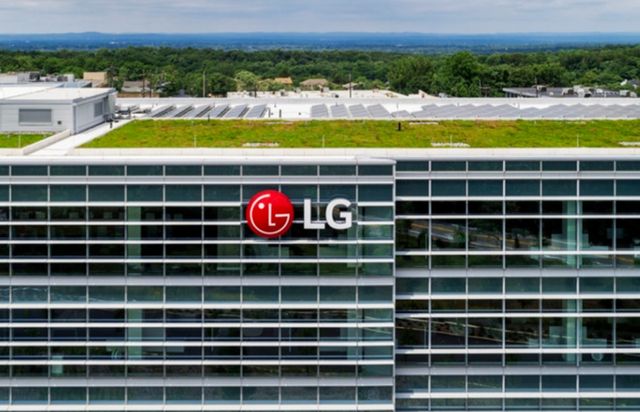 LG전자가 TV사업 비용 효율성을&nbsp;위해 중국업체와 JDM(공동 설계. 생산)을 확대하고 있는 가운데 기술유출에 대한 우려가 커지고 있다.