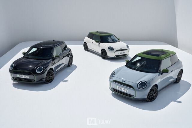 디&nbsp;올-일렉트릭&nbsp;MINI&nbsp;쿠퍼&nbsp;SE&nbsp;폴&nbsp;스미스&nbsp;에디션 (출처=MINI 코리아)