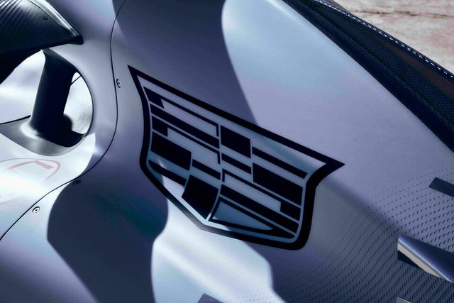 캐딜락 F1팀, 첫 번째 리버리