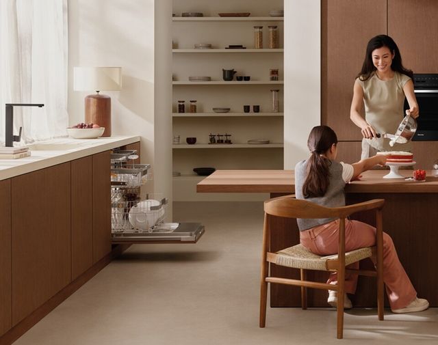 대량 설거지를 효율적으로 세척해주는 밀레 오토도스 식기세척기