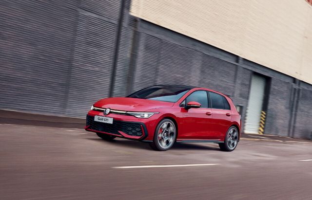 폭스바겐 고성능 해치백 골프 GTI