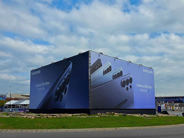 삼성전자가 MWC26에서 갤럭시 S26 시리즈를 중심으로 갤럭시 생태계 전반에서 사용자 맥락을 이해하고 일상 속 경험을 능동적으로 지원하는 갤럭시 AI를 직접 체험할 수 있는 다양한 전시 공간을 마련했다.