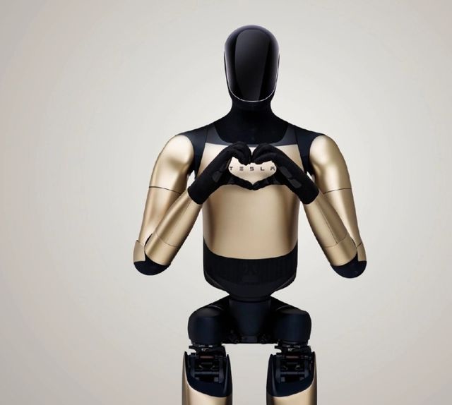 테슬라 CEO가 세계에서 가장 진보된 휴머노이드 로봇 옵티머스 3의 생산을 올 상반기 중 시작할 것으로 예상된다고 밝혔다.