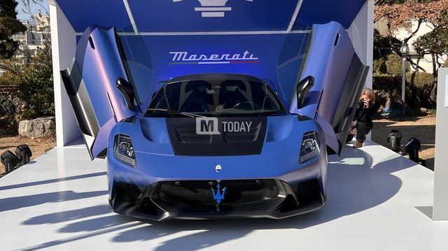 이미지 : 마세라티 GT2 스트라달레