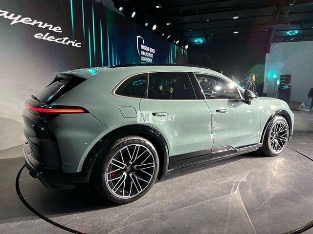 포르쉐 카이엔 일렉트릭