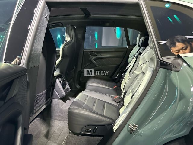 포르쉐 카이엔 일렉트릭