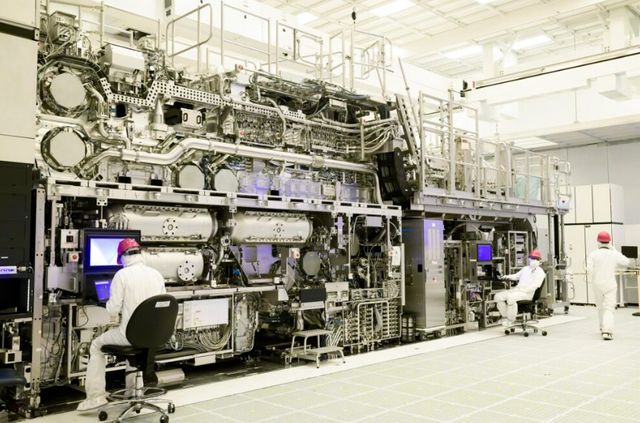 ASML의 최신 EUV 노광장비