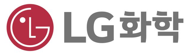 LG화학이 올 1분기 연결 기준 매출 12조2,468억 원, 영업손실 497억 원을 기록했다고 30일 공시했다.