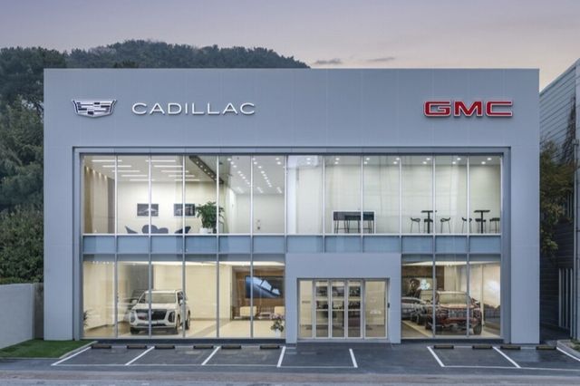 캐딜락&GMC, 부산 전시장 외관 전경