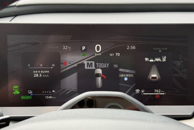 주행을 마친 후 표기된 올 뉴 RAV4 GR 스포츠의 평균연비