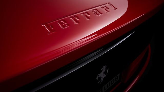 이탈리아 수퍼카 페라리가 지난해 10월 한국 현지법인인 페라리코리아(Ferrari Korea)를 출범시키며 국내 시장 공략 강화에 나선데 이어 최근 부산. 경남 및 경기 판교 지역 공식 딜러 선정을 완료, ‘새판 짜기’를 마무리했다.