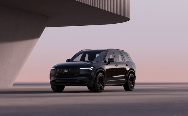 볼보 XC90 블랙 에디션