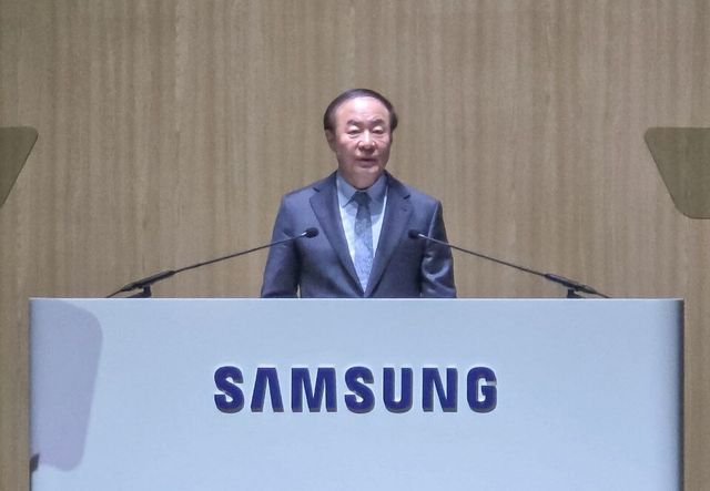 삼성전자 제57기 정기 주주총회에서 전영현 대표이사 부회장이 의장 인사말을 하는 모습 (출처=삼성전자)