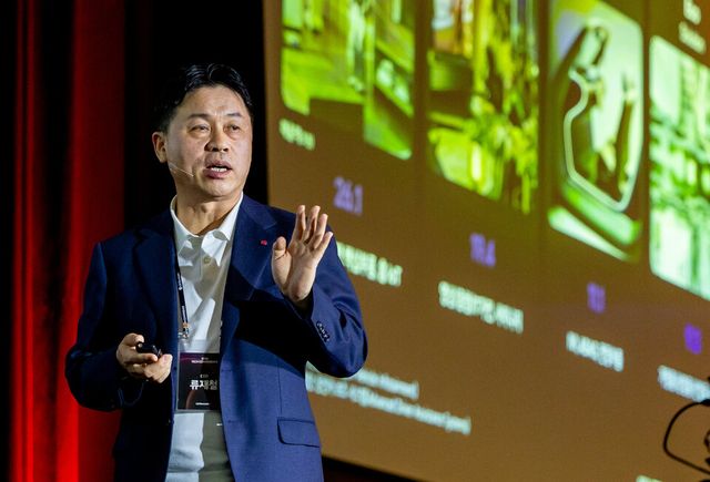 회사 비전을 설명하는 류재철 LG전자 CEO.&nbsp; &nbsp; &nbsp; &nbsp; &nbsp;사진&nbsp;LG전자
